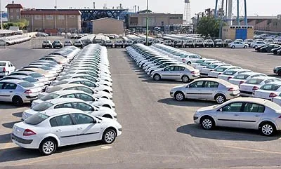 قیمت‌های کاذب در بازار بلاتکلیف خودرو