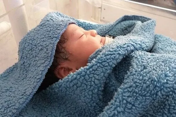 نوزادی که برای به دنیا آمدن عجله داشت