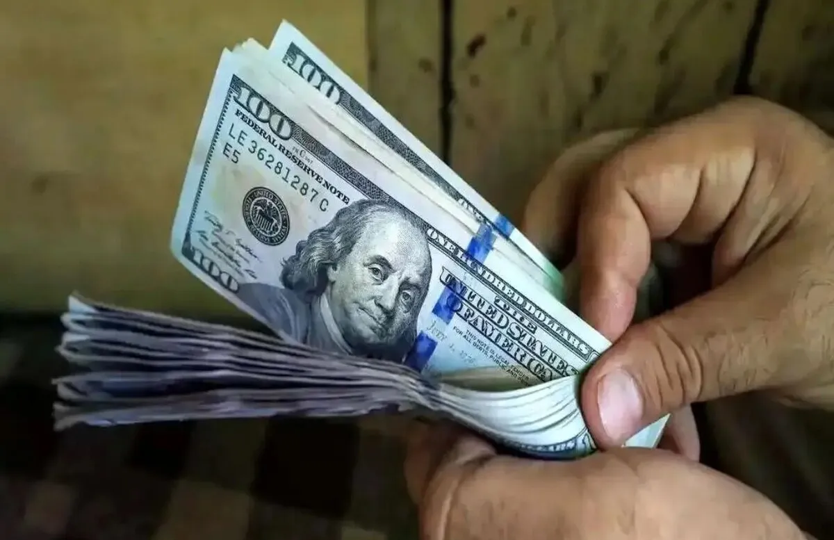 سقوط آزاد قیمت دلار / دلار بازار آزاد به کانال ۷۰ هزارتومان برگشت