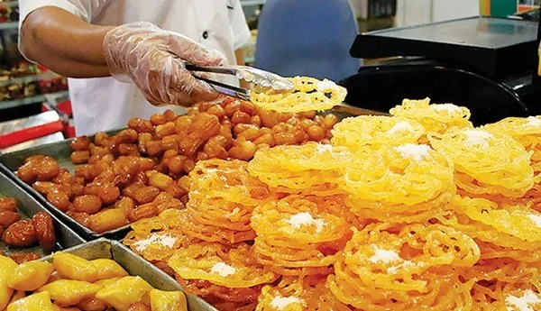 در ‌ماه‌رمضان چطور نان، ‌آش و حلیم تهیه کنید؟