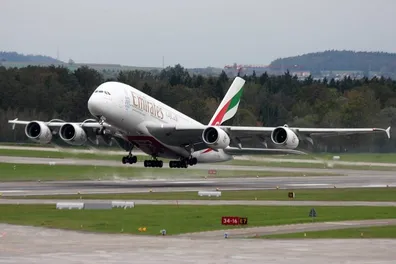 فرود-دیده-نشده-و-هیجان-انگیز-ایرباس-a380-فیلم