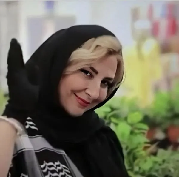 مرجانه گلچین عزادار شد + عکس