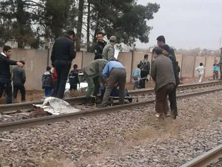 برخورد قطار با عابر پیاده در قرچک منجر به مرگ وی شد