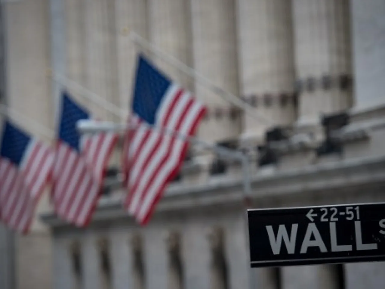 Stocks Fall, Bonds Rally Amid Korea, Irma Threats