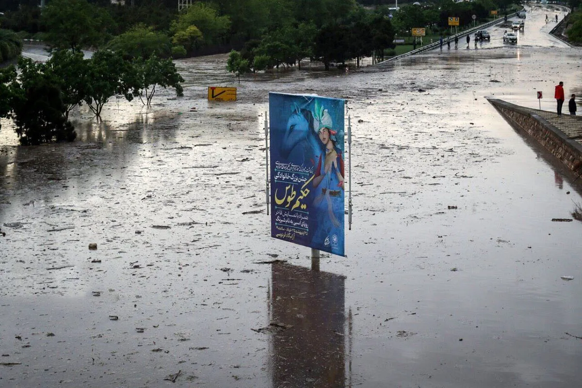 ‌نجات جان ۱۶ نفر در سیل الموت