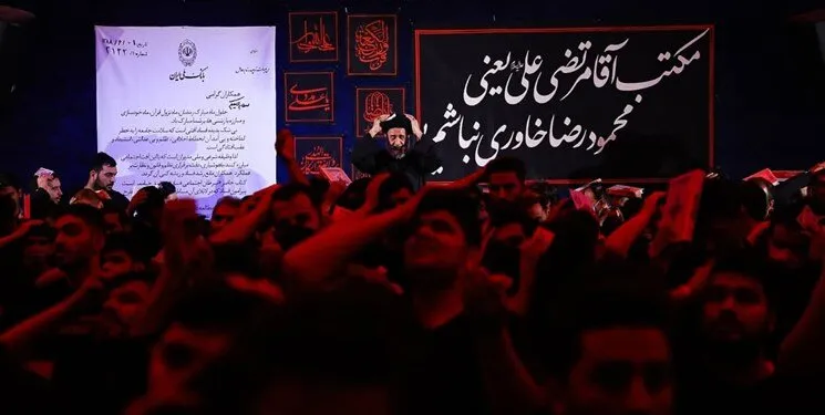 بنر کنایه آمیز هیأت مداح مشهور در شب قدر