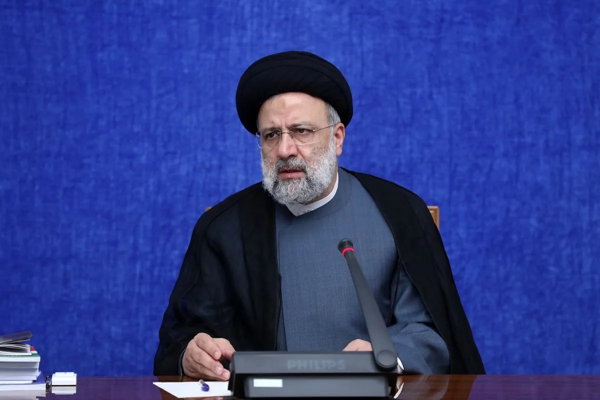 رییس جمهور وارد قم شد