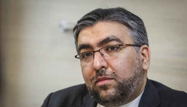 عمویی: ایران با همه طرف های عراقی ارتباط دارد اما در تحولات این کشور دخالت نمی کند