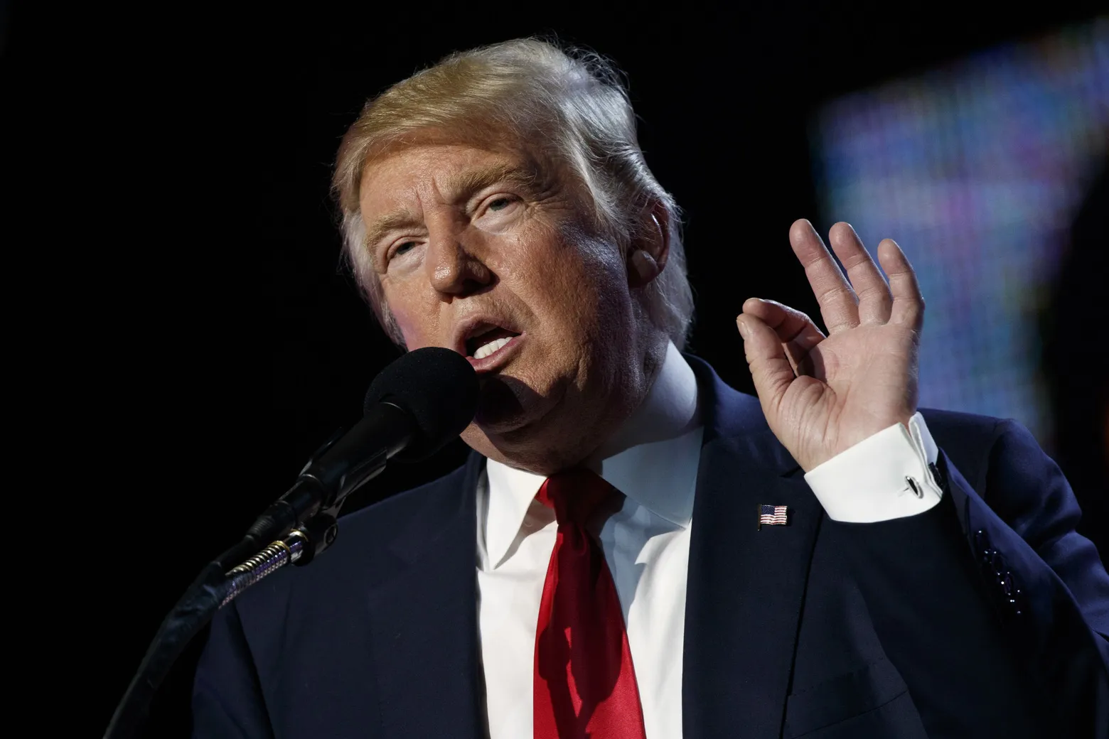 Trump sharpens 'rigged' election allegations disputed by Republican lawyers