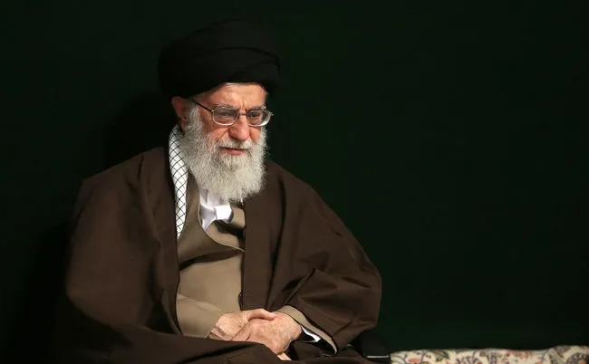 سخنان رهبر انقلاب در وصف دیکتاتوری آمریکا +فیلم