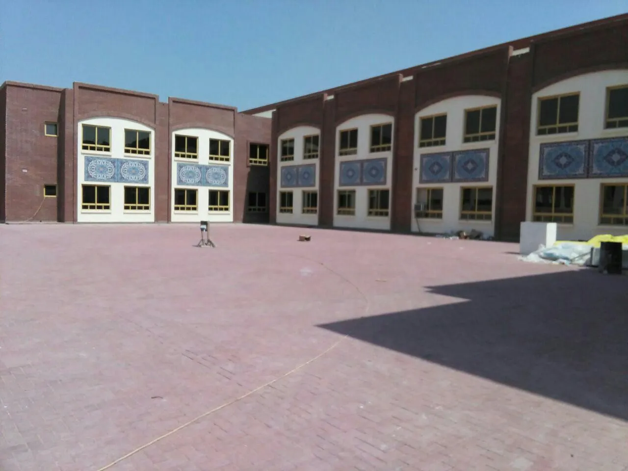 توضیح درباره تعطیلی مدرسه ایرانی در شارجه