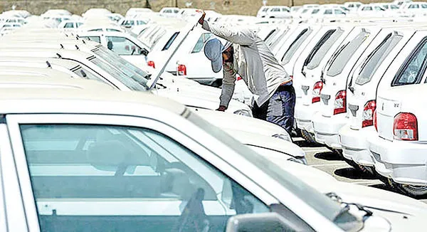 کاهش مصرف ارزی خودروسازان