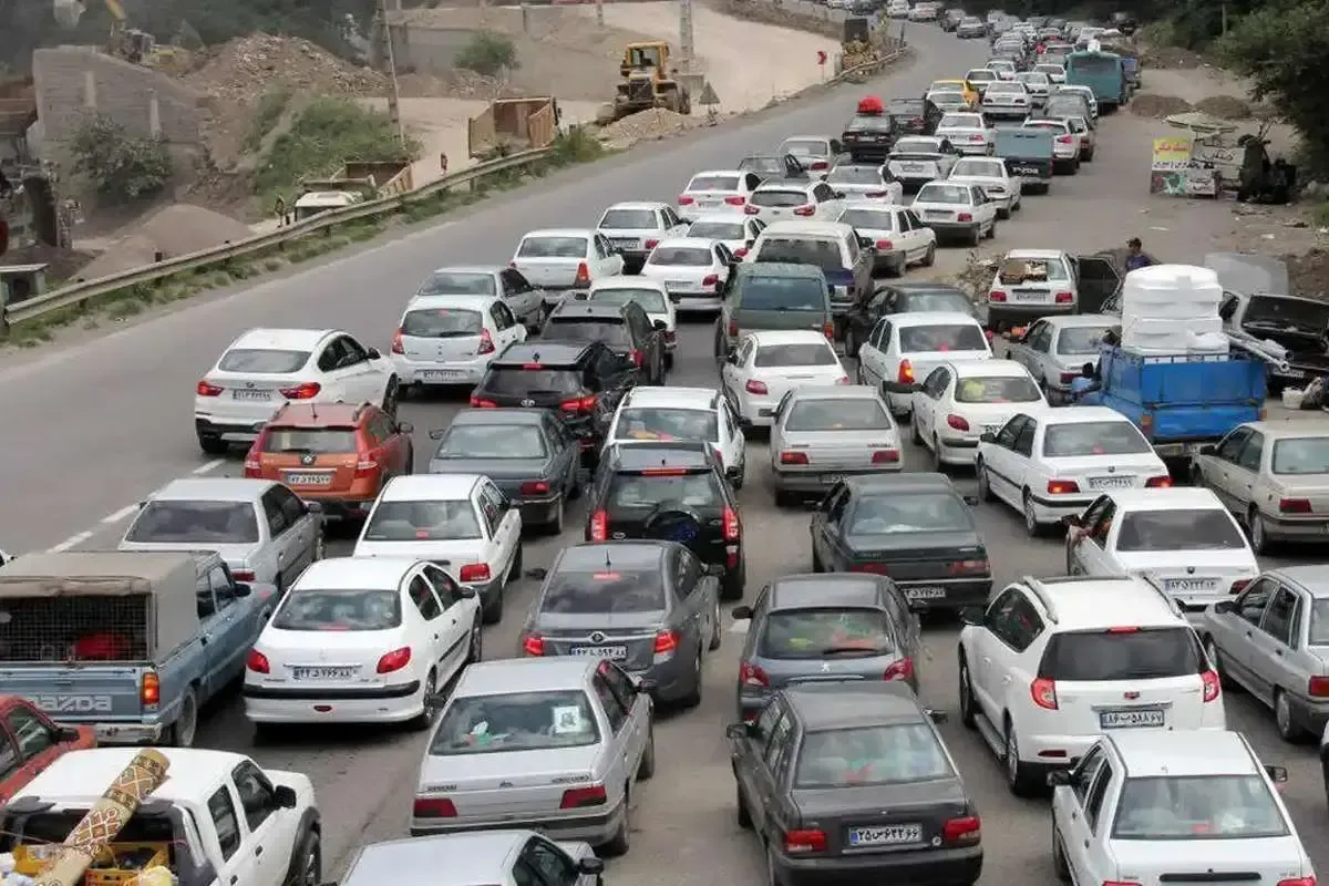 ترافیک سنگین خودرویی در جاده چالوس و هراز/ اطلاعیه مهم پلیس راهور برای مسافران