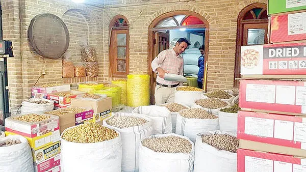 کاهش ۵۰درصدی فروش خشکبار و آجیل