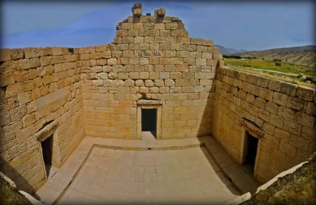 معبد آناهیتا (فرشته و نگهبان آب) +عکس