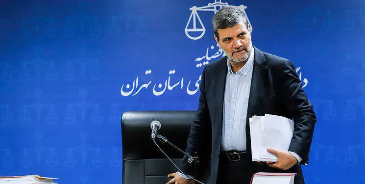 سابقه اختلاس متهم ردیف اول در سال66/ مدعی رونق تولید،مولد آلودگی از آب درآمد‌66