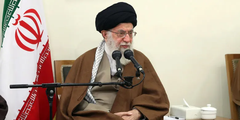 واکنش اخیر رهبرانقلاب به دیوارکشی ترامپ! +فیلم