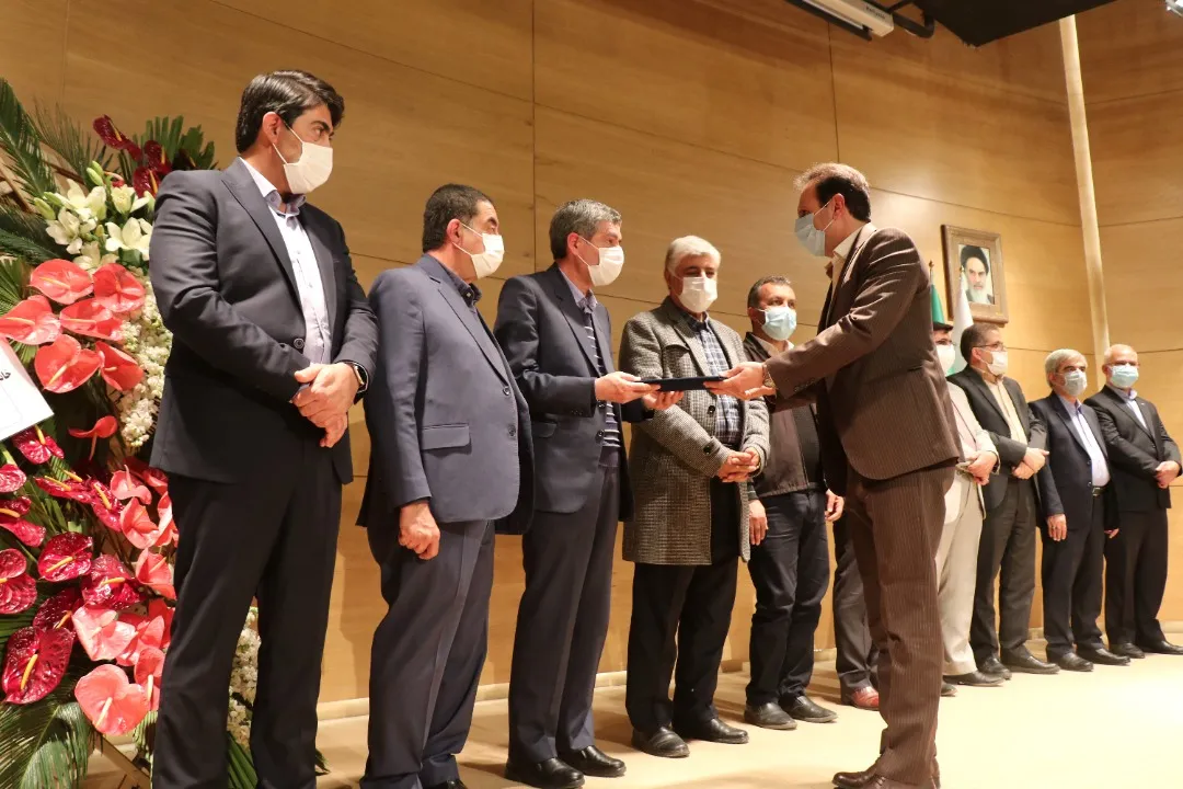 پشم شیشه ایران واحد صادر کننده شایسته تقدیر در سال ۱۴۰۰
