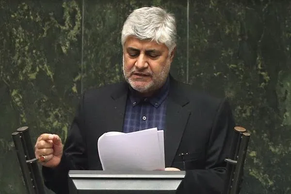 بهتر بود شکایت پلیس از نمایندگان مجلس رسانه ای نمی شد