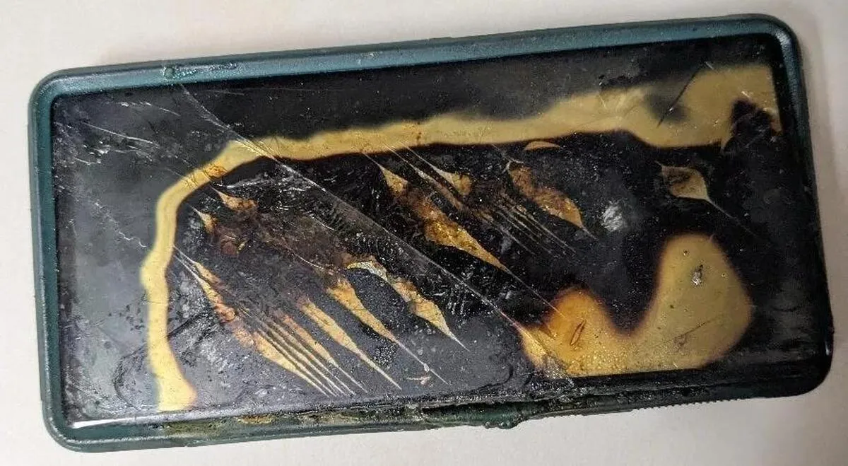 انفجار پیکسل 6a زنگ خطر باتری‌های متورم را دوباره به صدا درآورد