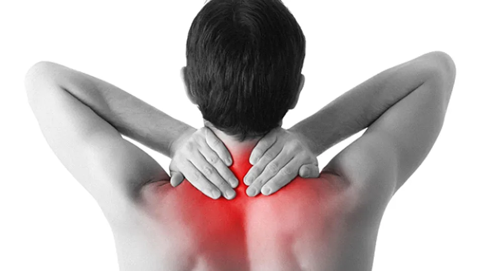 علت درد شانه چیست؟ / با بیماری شانه منجمد آشنا شوید