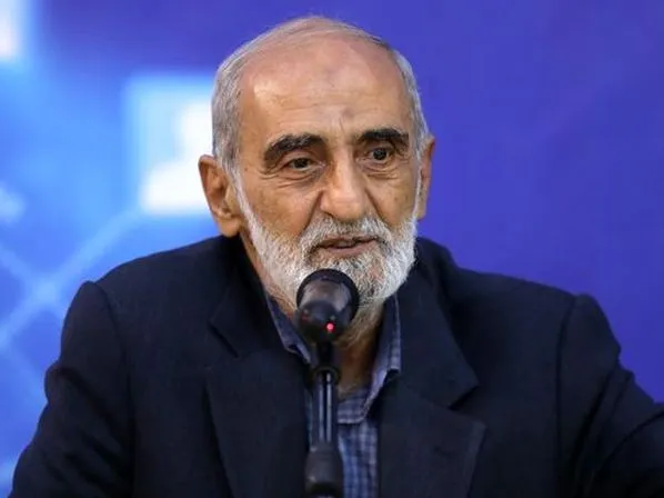 شریعتمداری: ۷ ماه است که لایحه حجاب در مجلس خاک می‌خورد