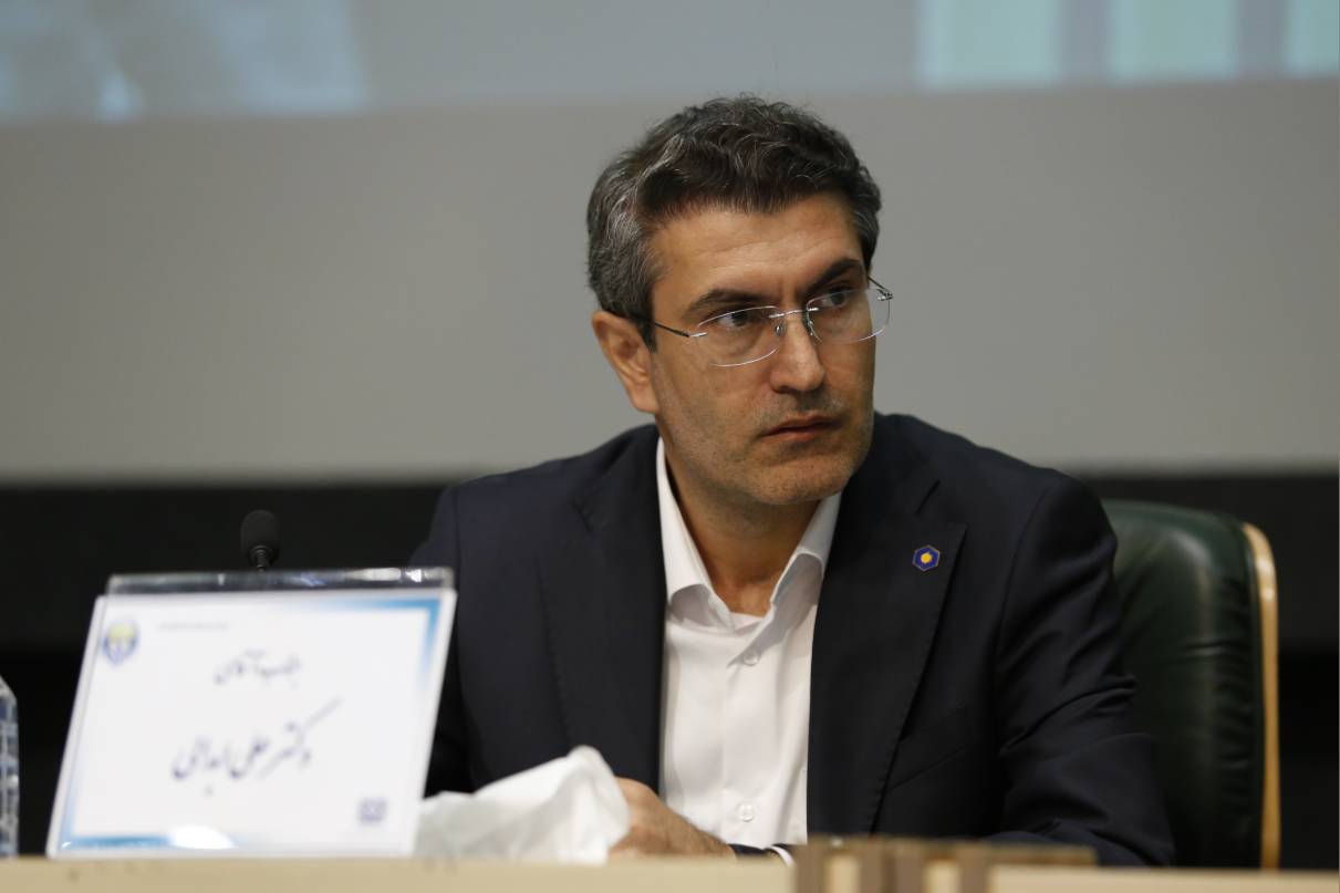 فشار ناترازیهای اقتصاد بر ترازنامه بانکها | مدیران بانکی از نرخ سود دستوری و تسهیلات تکلیفی انتقاد کردند فشار ناترازیهای اقتصاد بر ترازنامه بانکها | مدیران بانکی از نرخ سود دستوری و تسهیلات تکلیفی انتقاد کردند