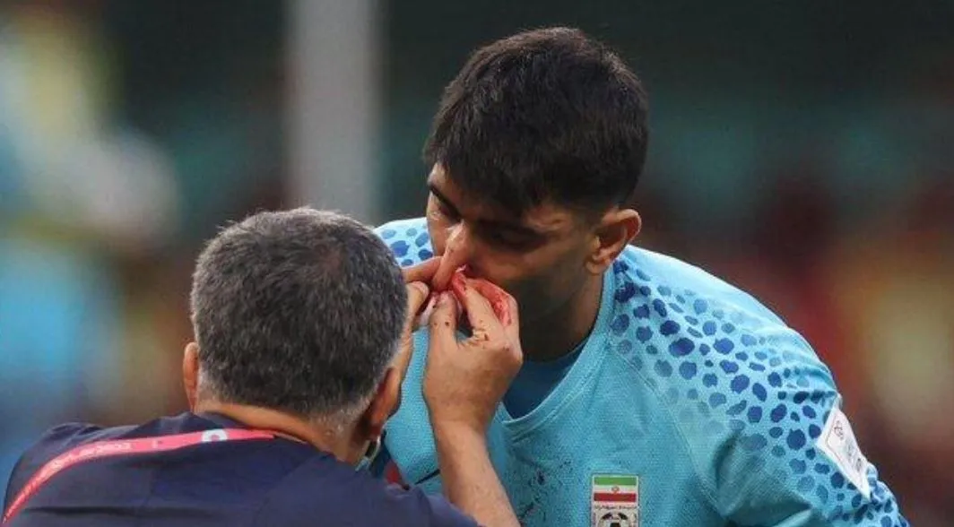 عصبانیت علیرضا بیرانوند هنگام ورود به ایران! + فیلم