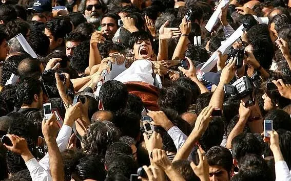 چرا مردم علاقه دارند با جسد سلفی بگیرند؟!