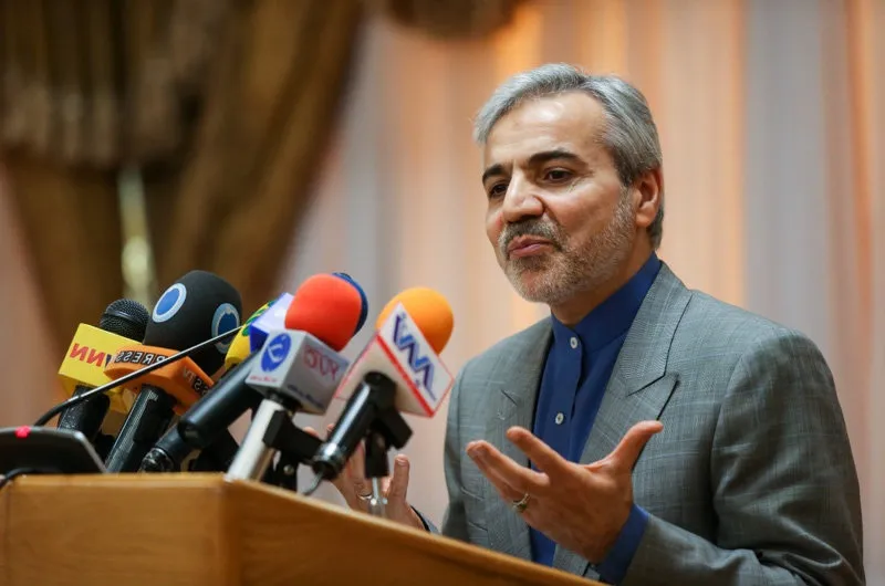 کارکنان دولت دوباره 8 ساعت کار می‌کنند