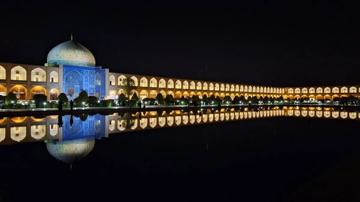 فاجعه در نقش جهان اصفهان/ بازارچه تاریخی در آتش سوخت