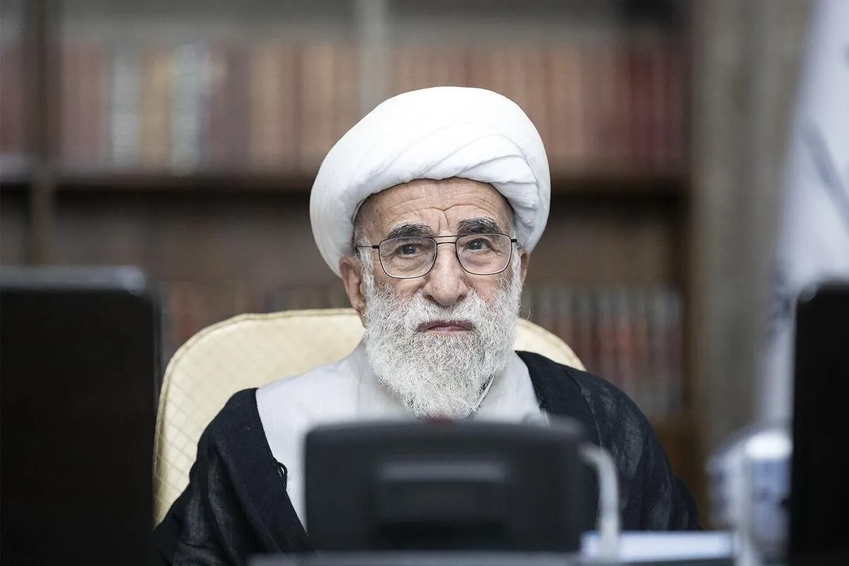 اولین واکنش جنتی به تهدید نظامی آمریکا علیه ایران / مردم مقابل دشمنان ایستاده‌اند!