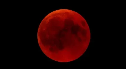 منتظر دومین ماه خونی در چند روز آینده باشید