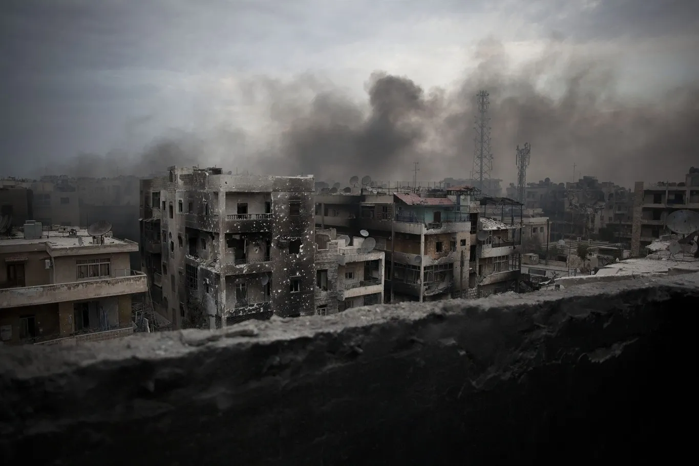 Living like ghosts in the ruins of Syria's besieged Aleppo