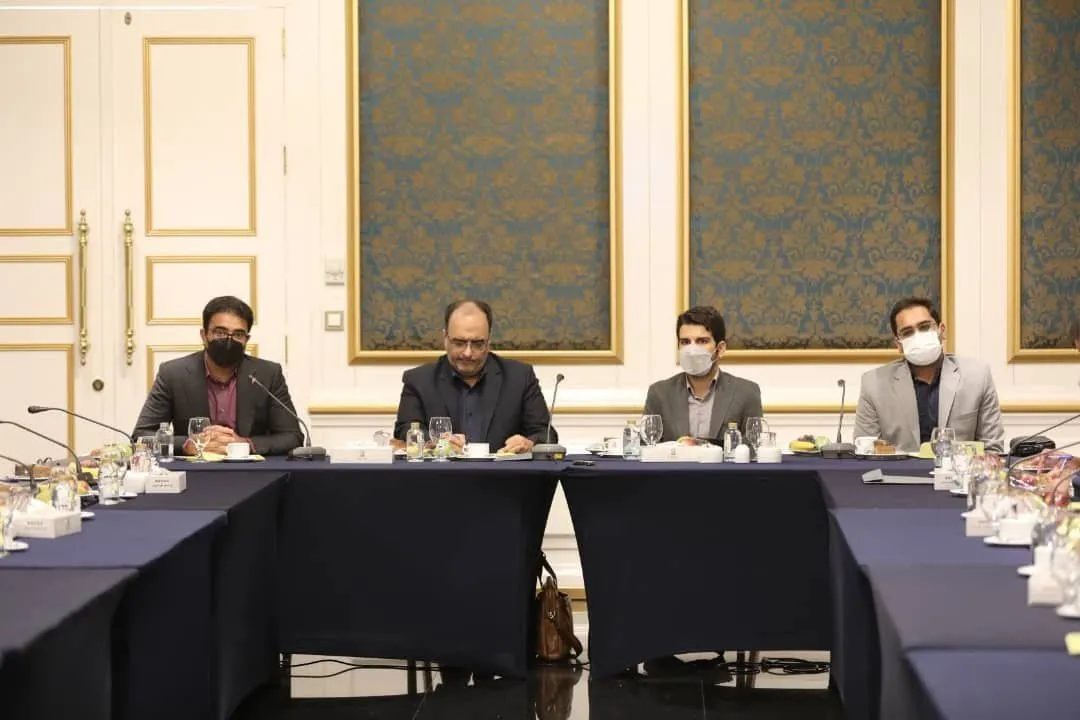 مدیران آموزش شرکت ها و معادن عضو انجمن سنگ آهن ایران گرد هم آمدند