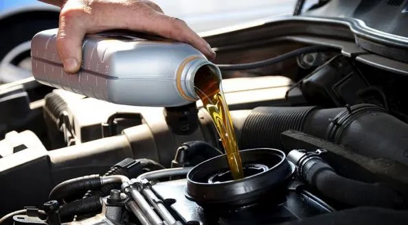 تداوم التهاب در بازار روغن موتور / منتظر وضعیت بحرانی باشیم؟