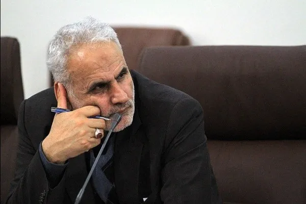 نماینده مجلس نهم: زدوبندها در مجلس حقیقت دارد!