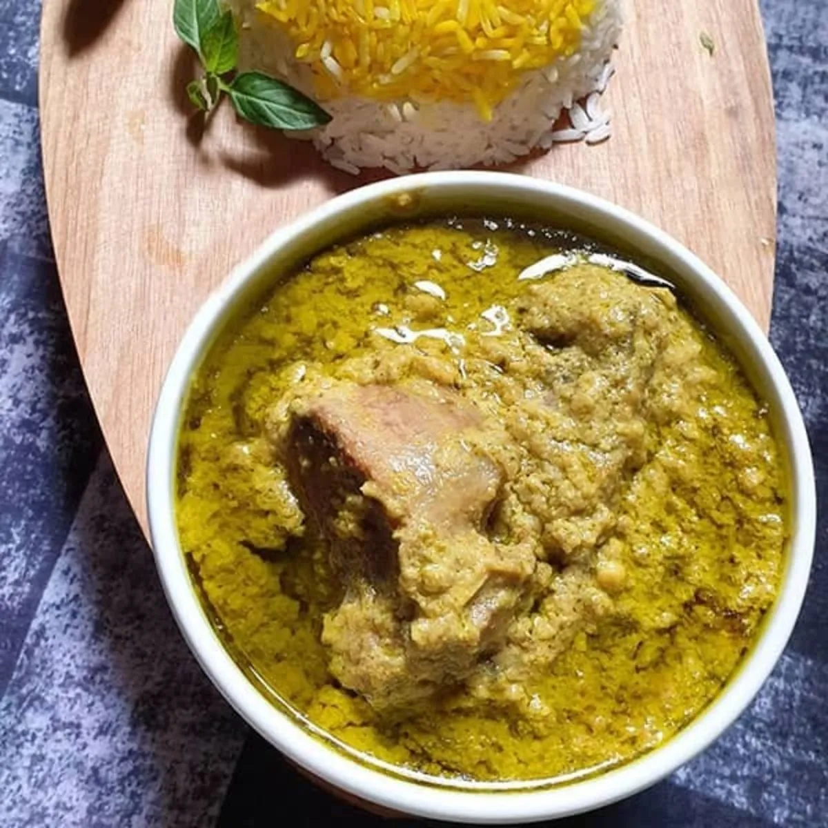 روش تهیه خورش قلیه پسته