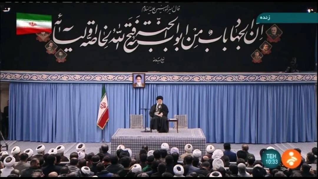 رهبر انقلاب: گاهی یک عده قلیل، بر یک جبهه عدیده&zwnj;ای با غلبه می&zwnj;کند +فیلم