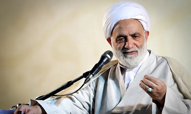 حجت‌الاسلام قرائتی در بیمارستان بستری شد