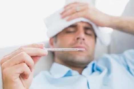 اگرآنفلوانزا گرفته‌اید هرگز به این دارو لب نزنید