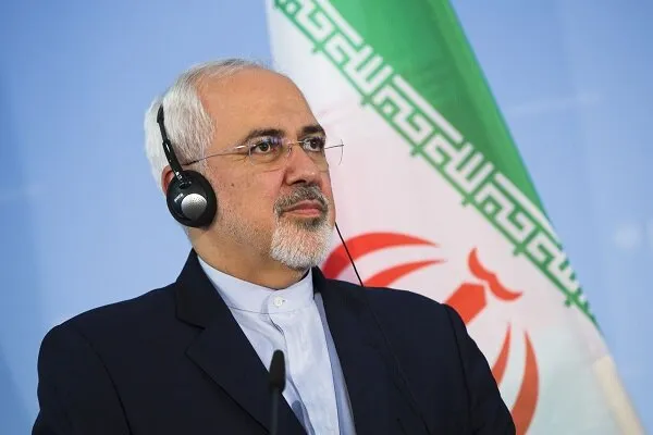 ظریف: آماده سفر به عربستان برای حل اختلافات هستم