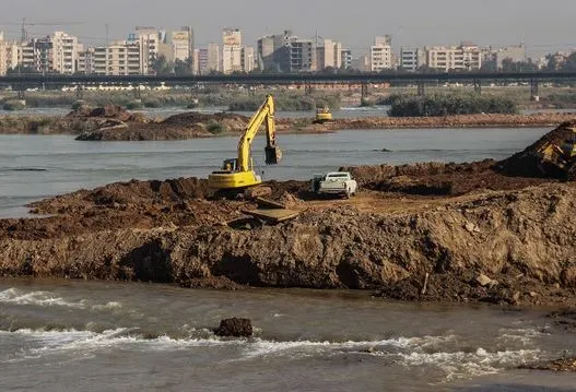 آداب « ساحل‌خواری»