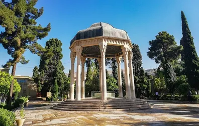 تصویری-شوکه-کننده-از-حافظیه-شیراز