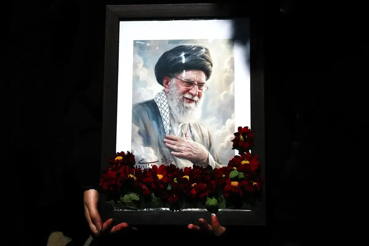 خوابگاه‌های علوم پزشکی تهران در خدمت دانشجویان مراسم تشییع رهبر انقلاب