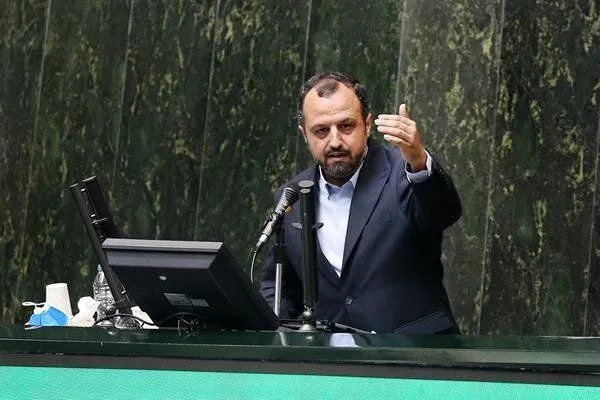 مدیری که پای فروش اموال مازاد بانک ها نایستد، سال ۱۴۰۲ مدیر بانک نخواهد بود