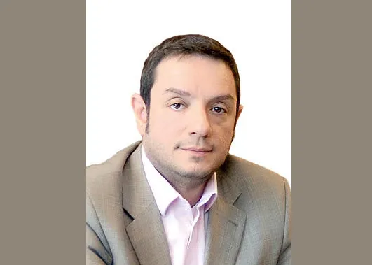 بورس، بازاری غیر مولد برای سرمایه&zwnj;گذاری/ صنایع خدماتی مستعد رشد بیش&zwnj;تر هستند