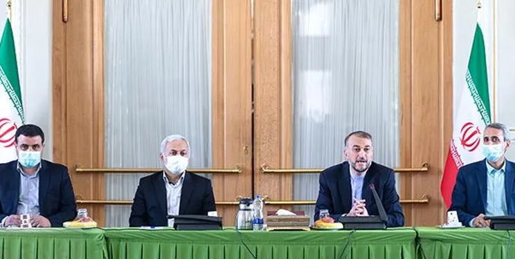 تلاش هیات ایرانی تحقق لغو تحریم ها است