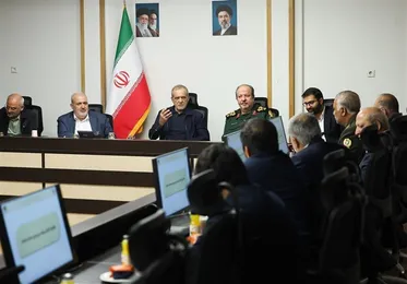 President Warns of Hostile Economic Plot to Sow Discontent in Iran