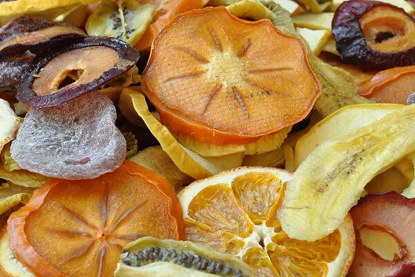 میوه های خشک چقدر کالری دارند؟
